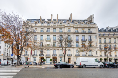9-15 Matignon immeuble Gecina façade 1 9-15 Matignon immeuble Gecina façade 1